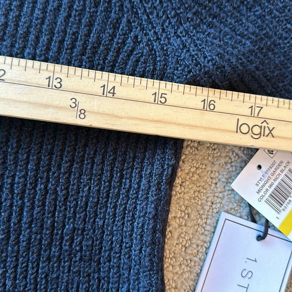 Brand New! 1 State Sweater M - Picture 4 of 4